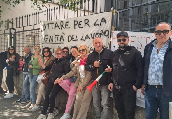 villadellerose-protesta-asl-salerno